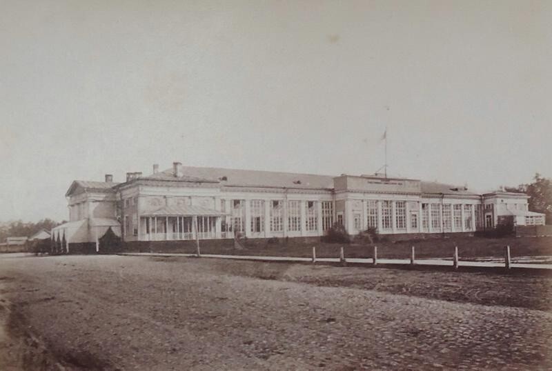 Российская империя в фотографиях.1860-е годы